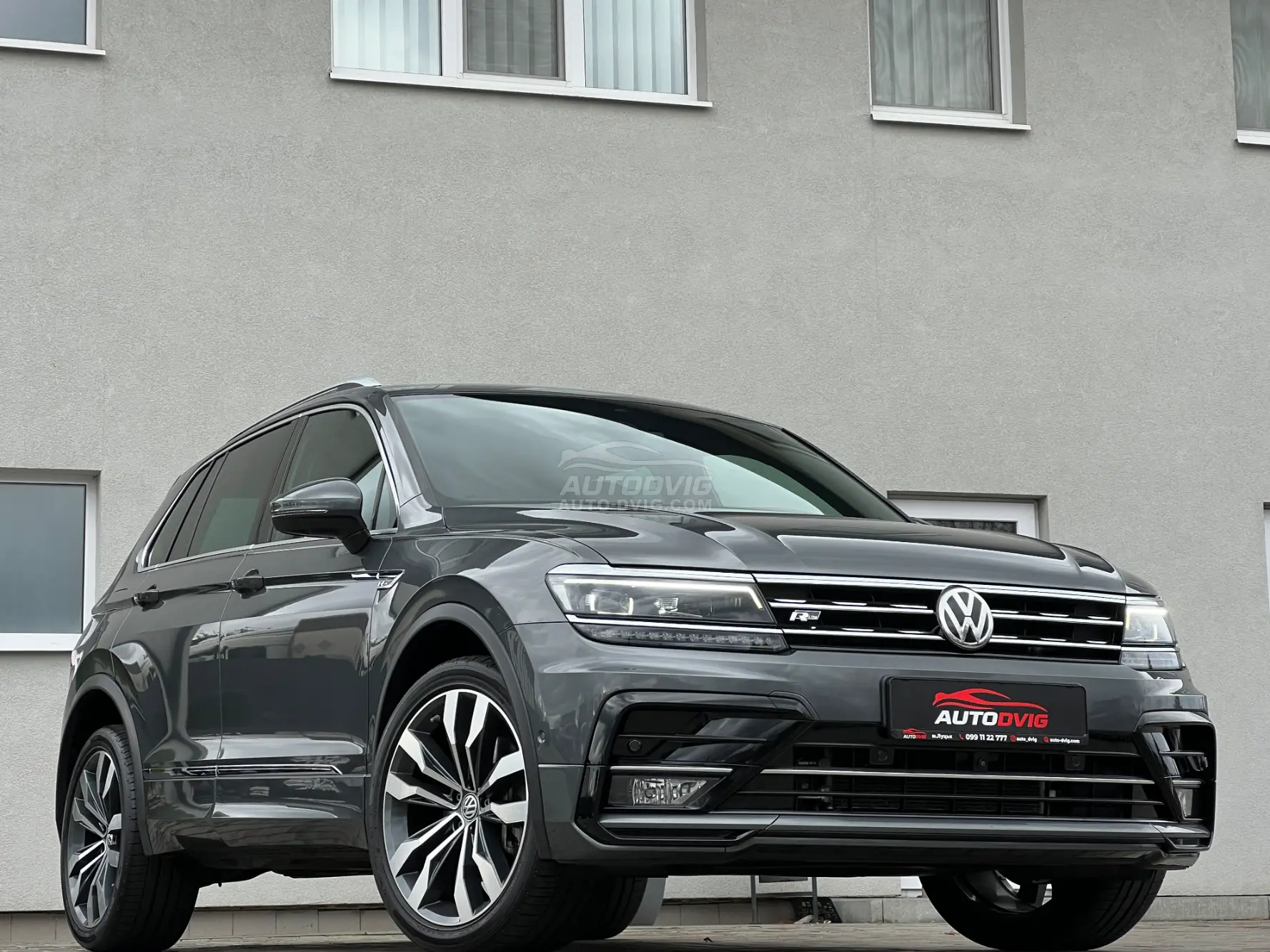Volkswagen Tiguan 4Motion R-line x2