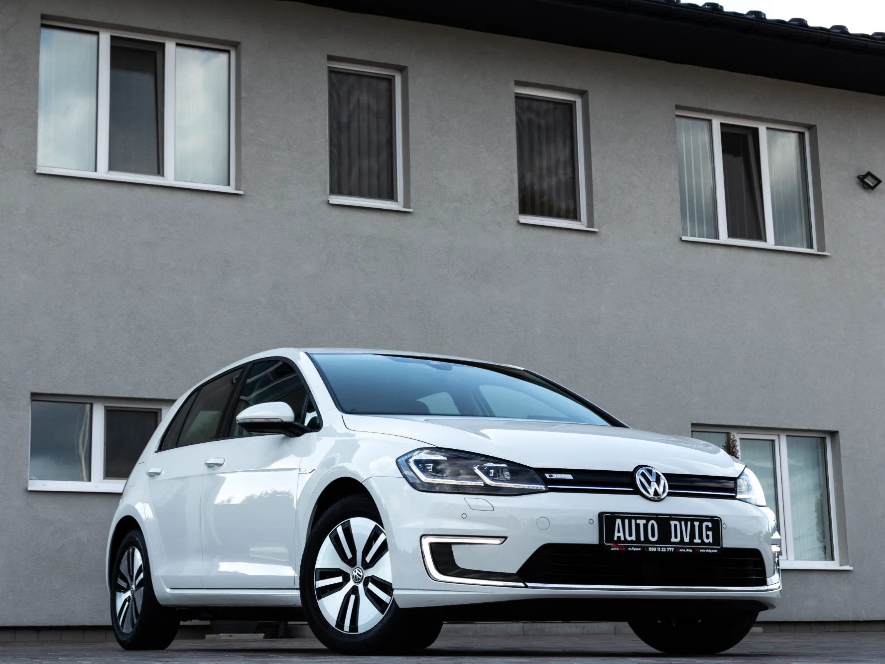 Volkswagen e-Golf 136 к.с / 100 кВт
