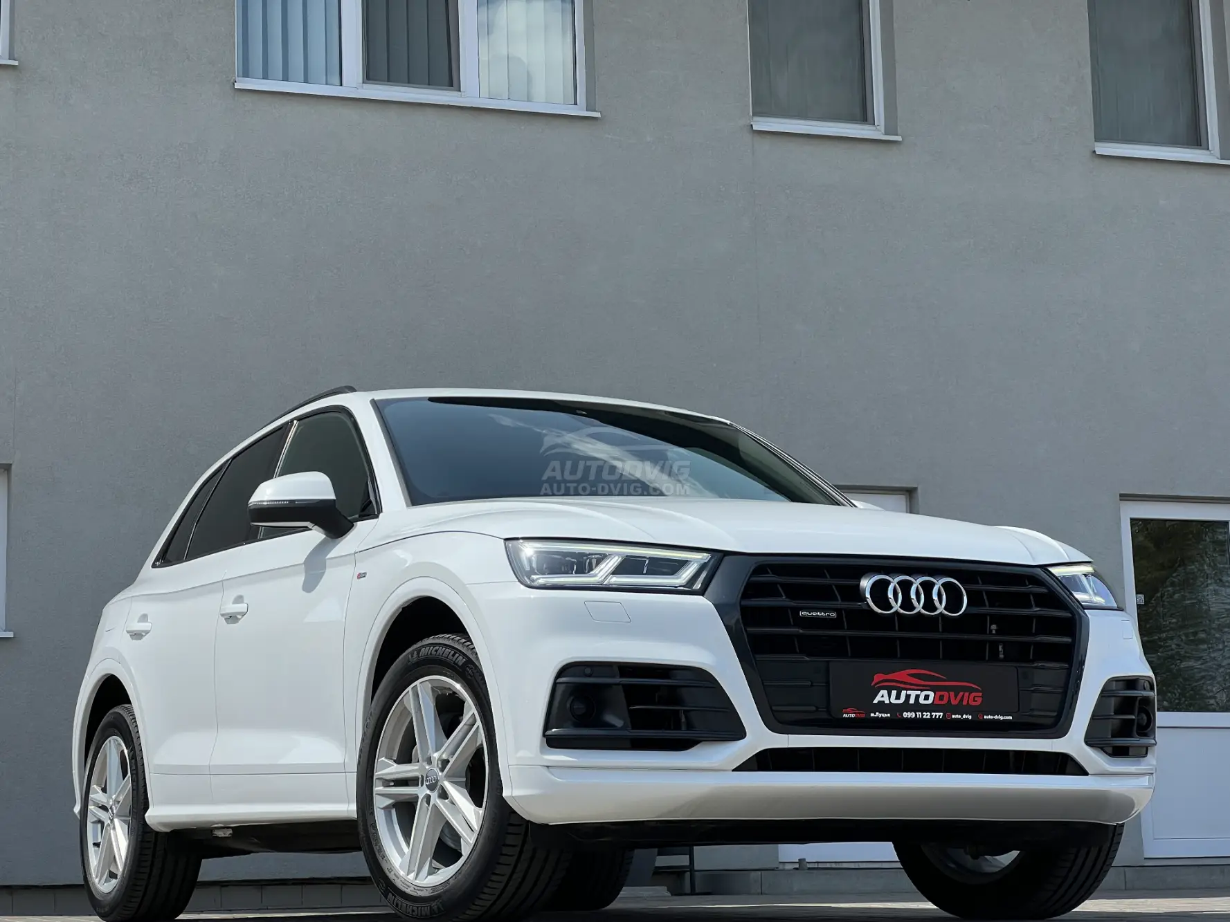 Audi Q5 Quattro S-line 190 к.с / 140 кВт