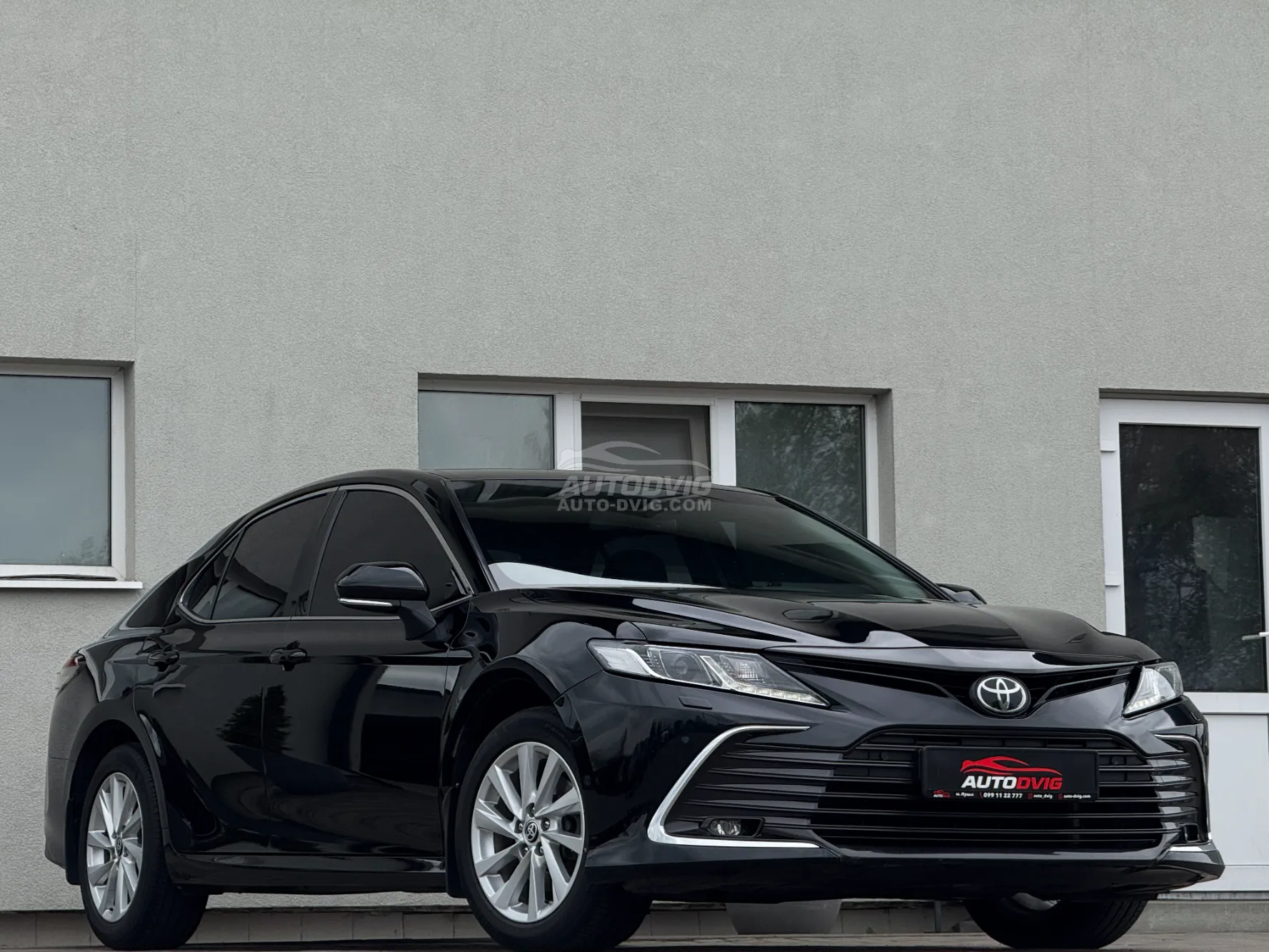 TOYOTA CAMRY