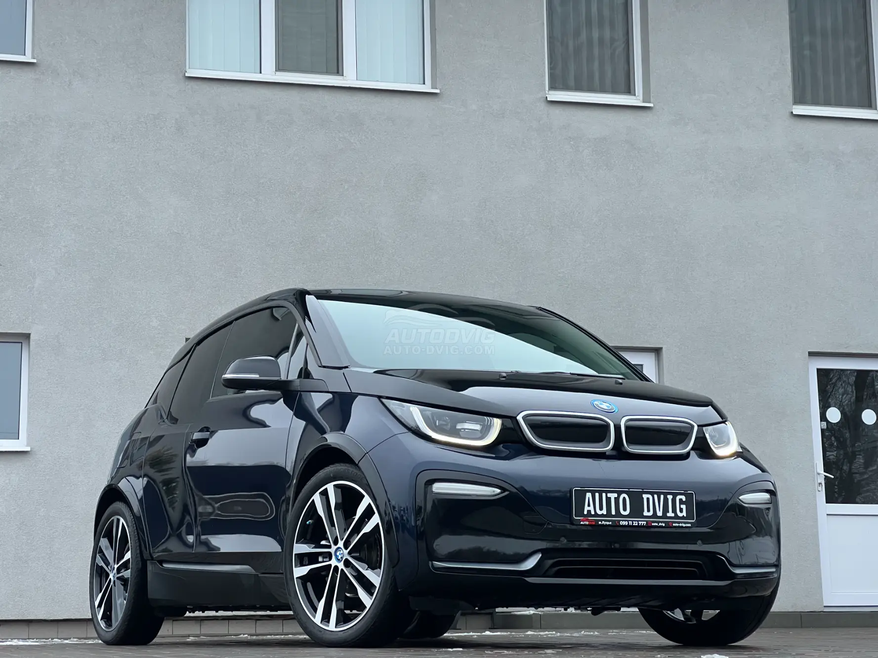 BMW i3s 184 к.с / 135 кВт