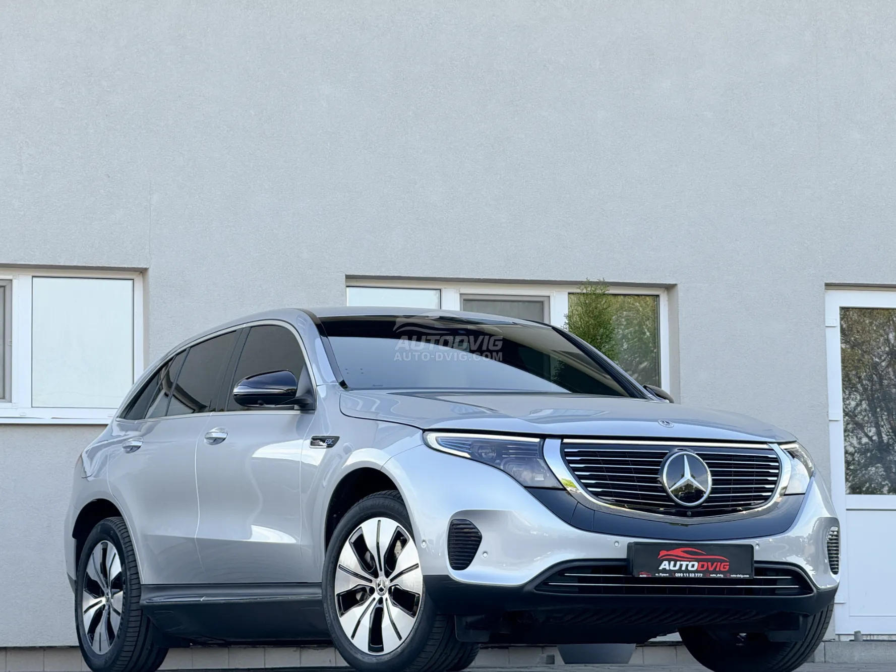 Mercedes Benz EQC 400
 4Matic