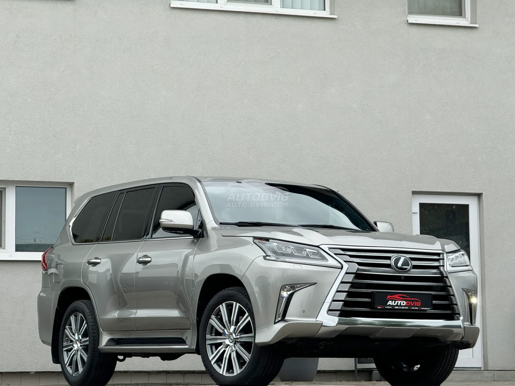 LEXUS LX450d 200 кВт / 272 к.с