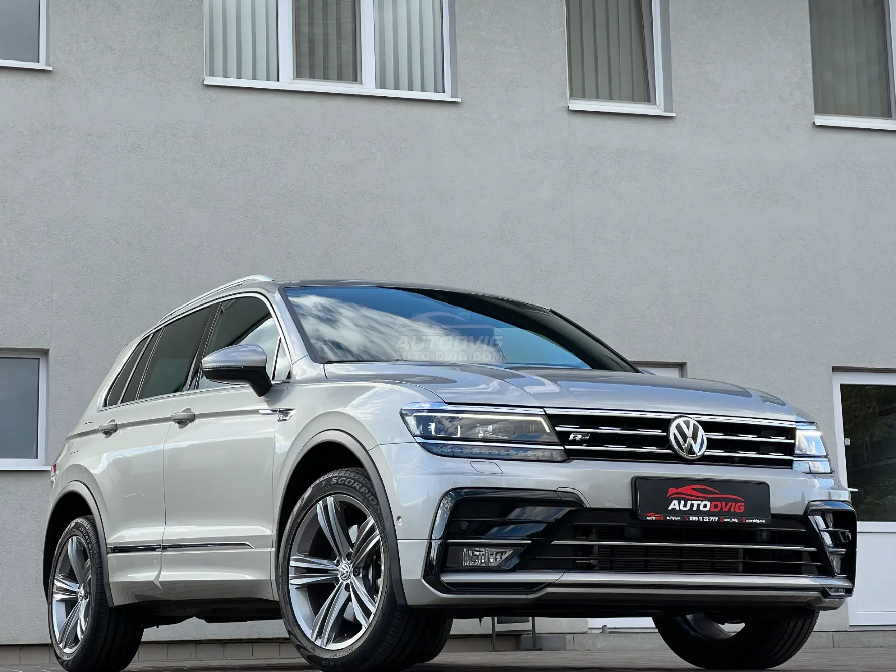 VW Tiguan 4Motion R-line x2