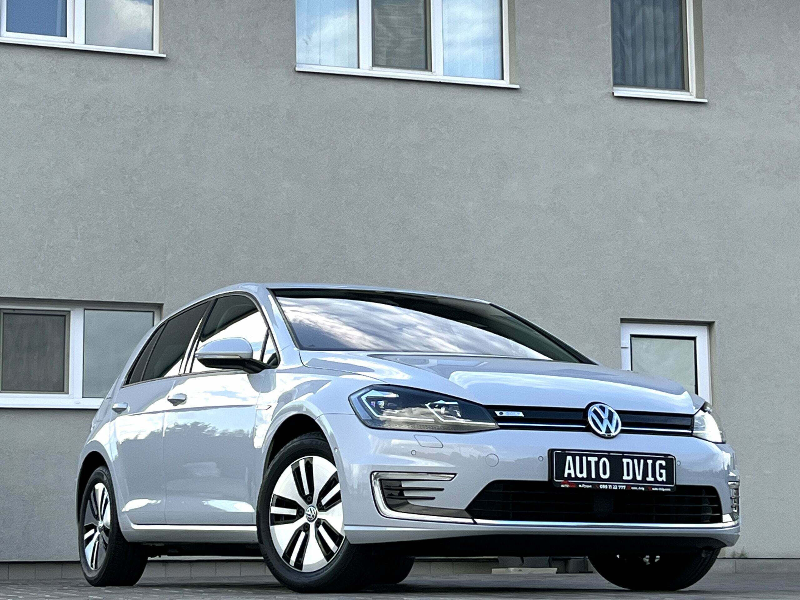 Volkswagen e-Golf 136 к.с / 100 кВт