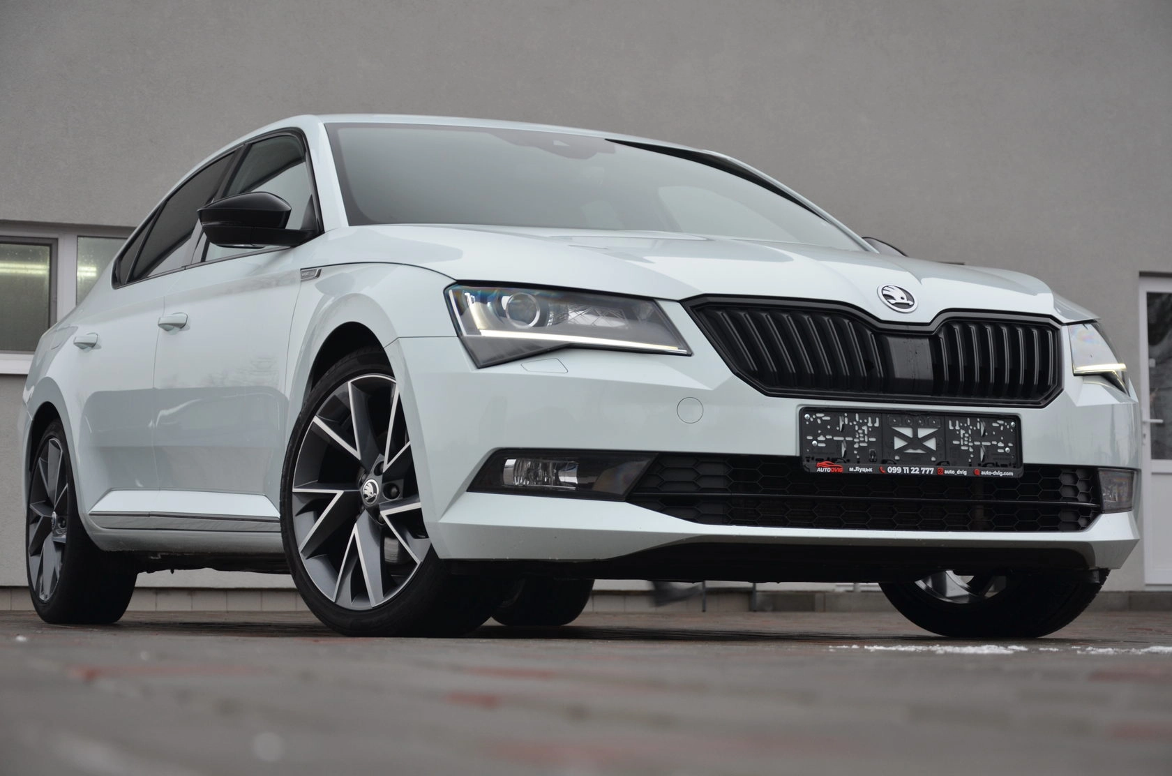 Skoda Superb 140KW SPORTLINE FULL