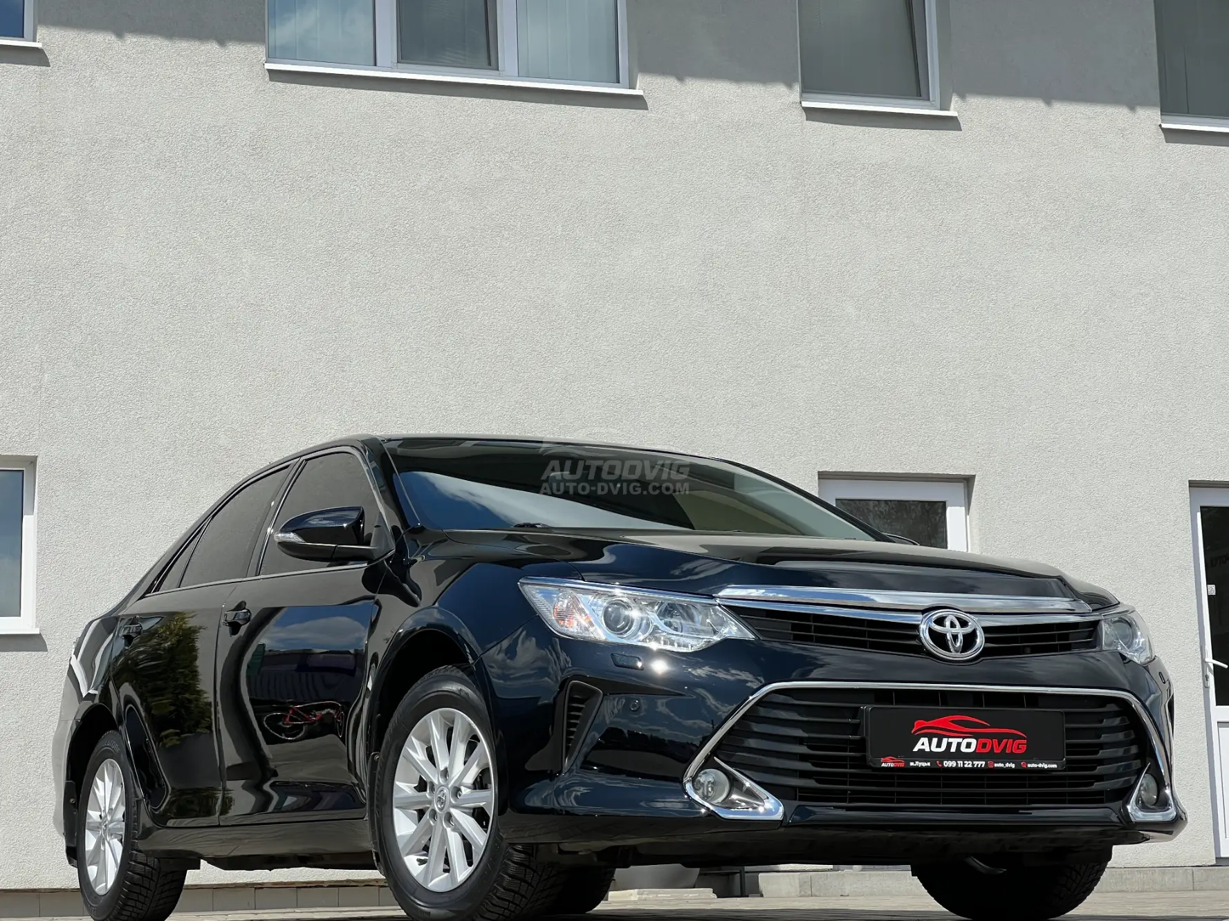 TOYOTA CAMRY 181 к.с / 133 кВт
