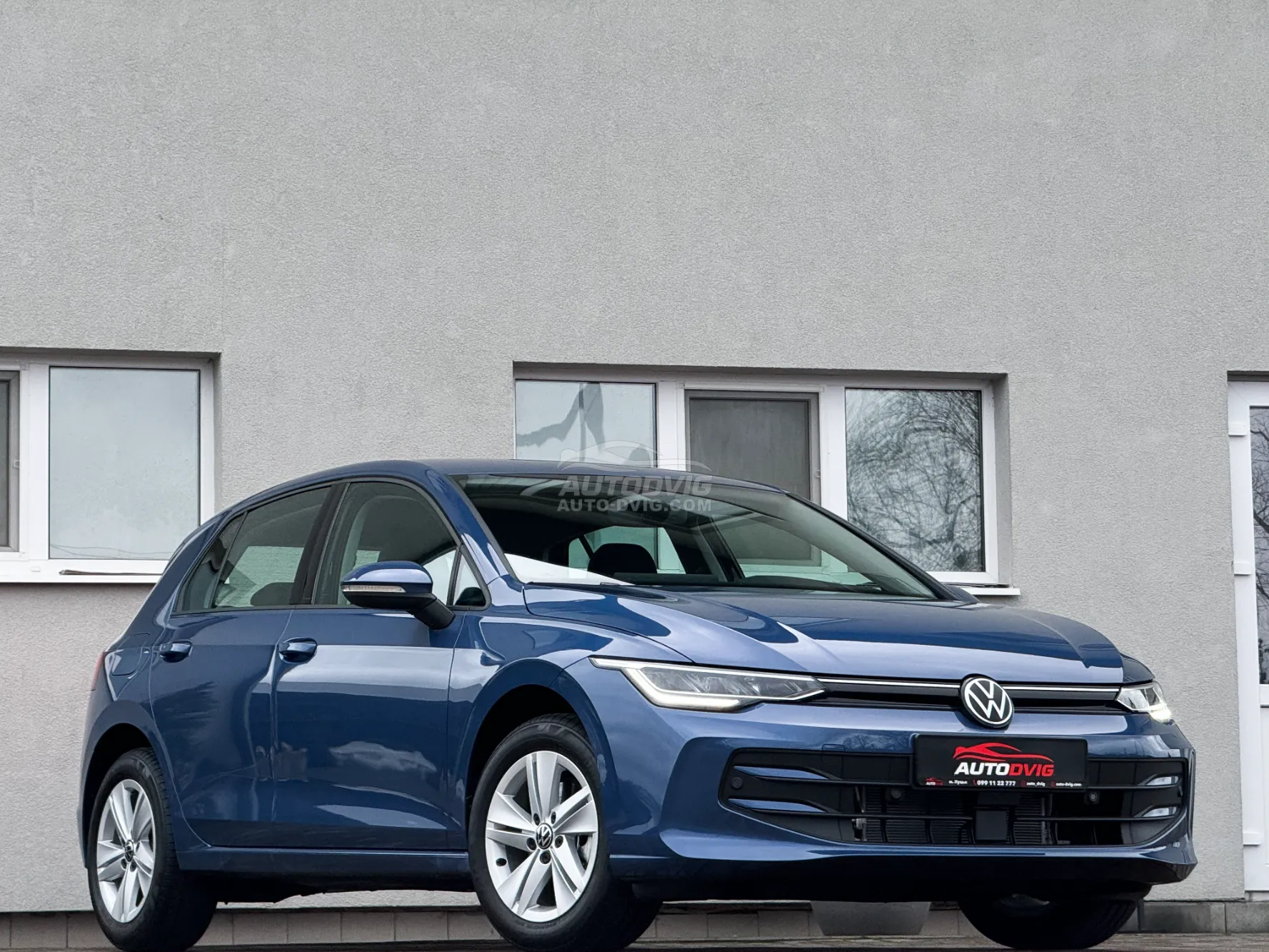 Volkswagen GOLF
 eTSI