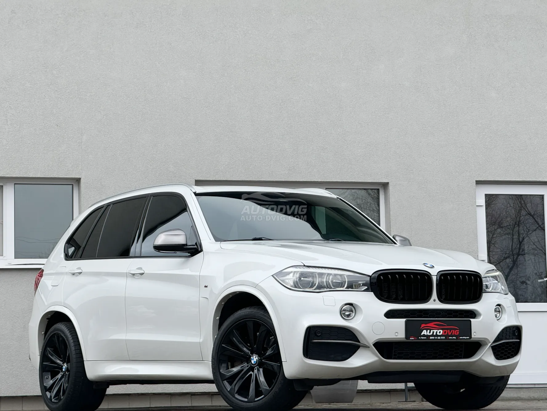BMW X5 M50d
 xDrive