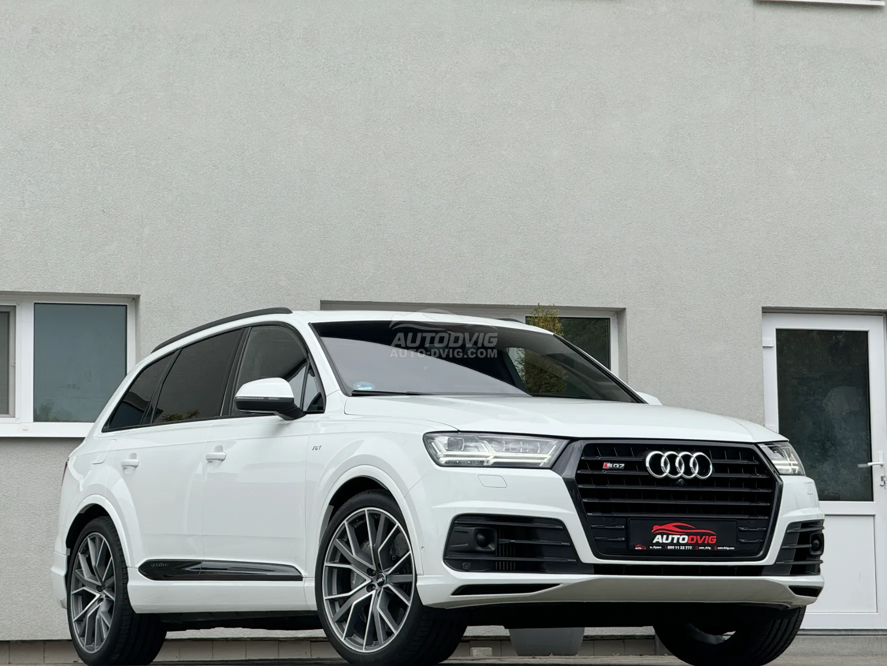 Audi SQ7 Quattro V8T | 320 кВт