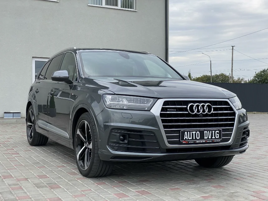 AUDI Q7 QUATTRO S-line