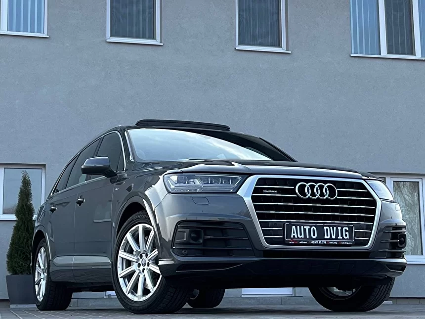 Audi Q7 S – line х3