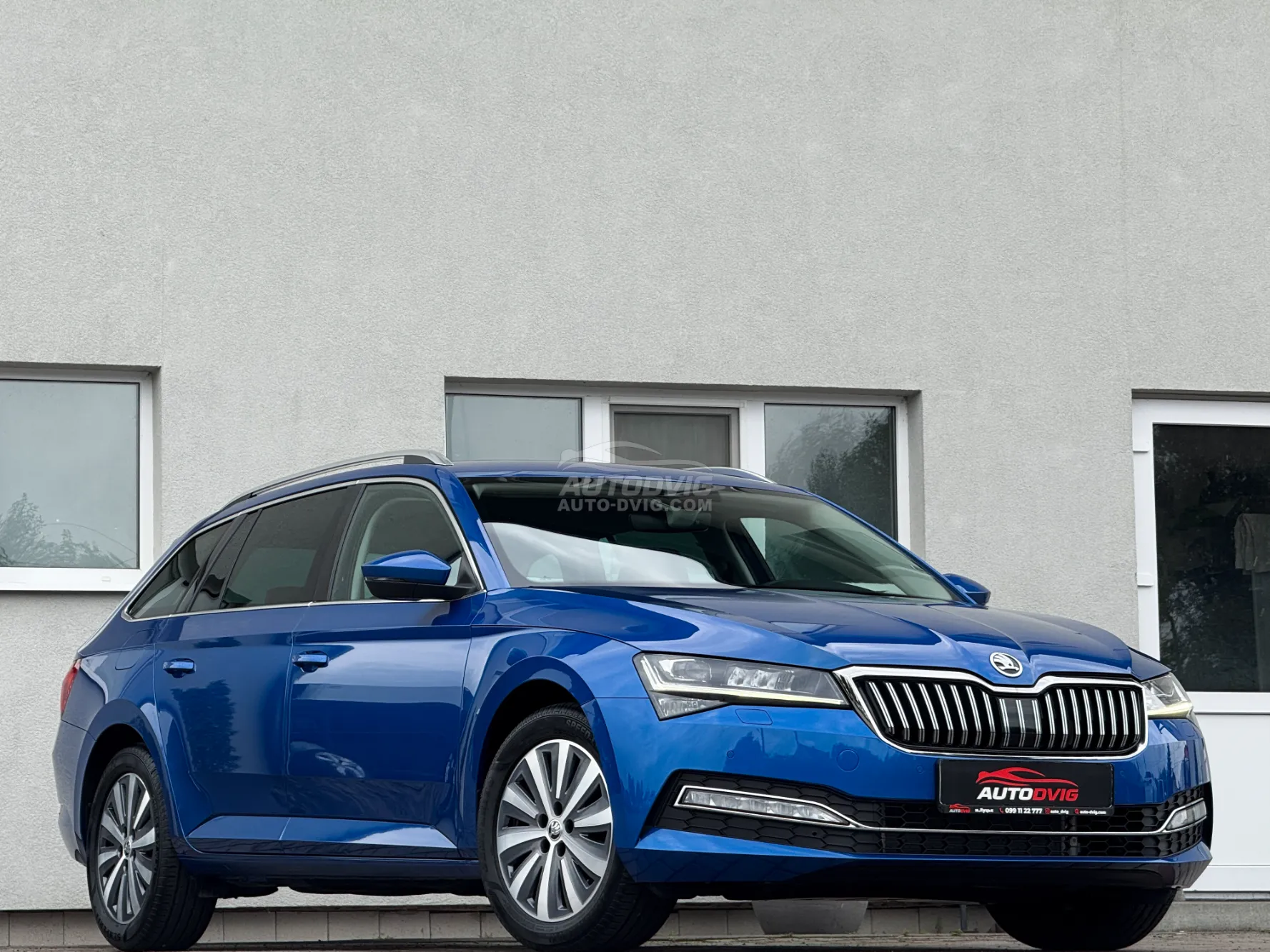 Skoda Superb
 Style