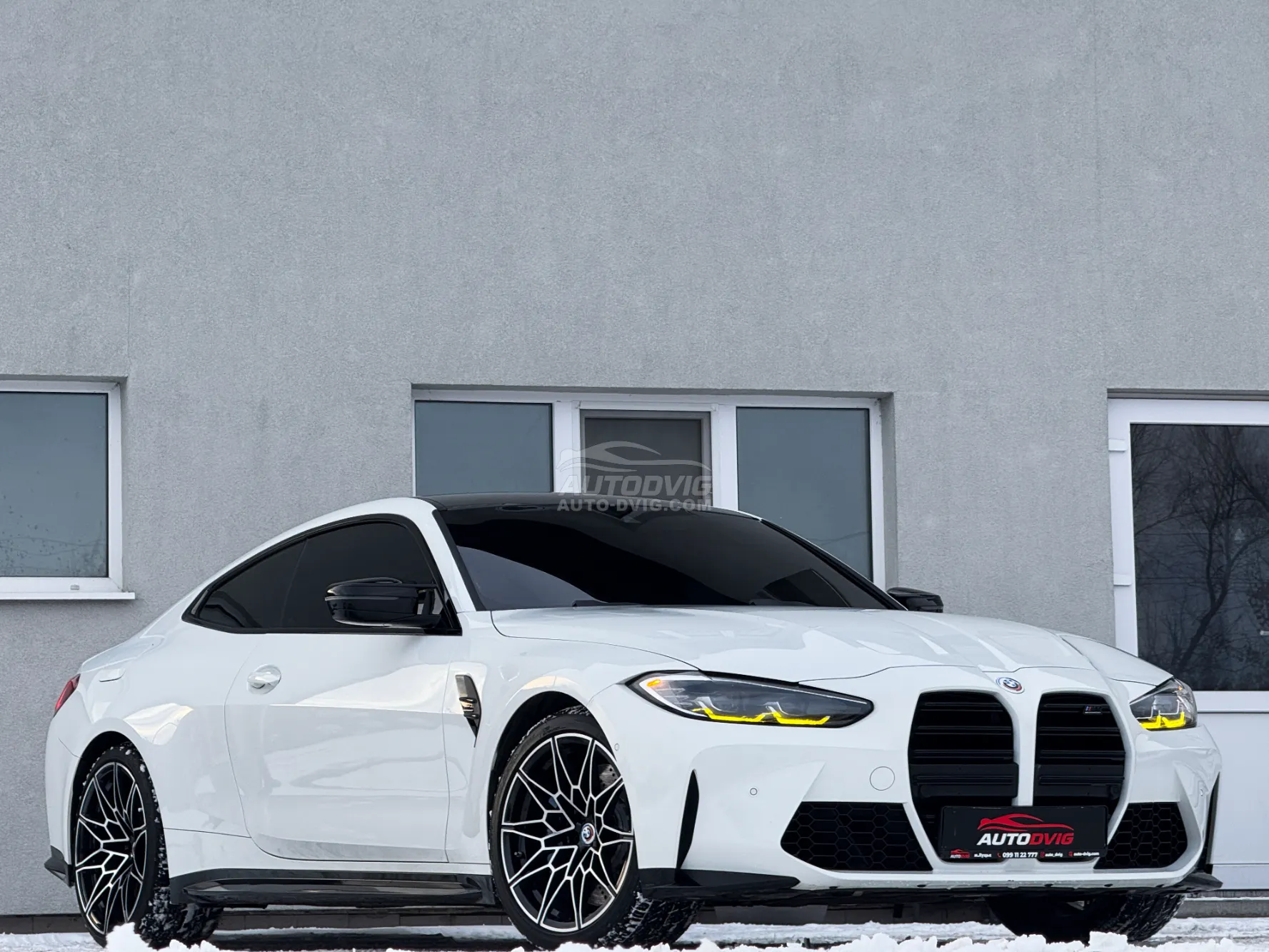 BMW M4 COMPETITION
