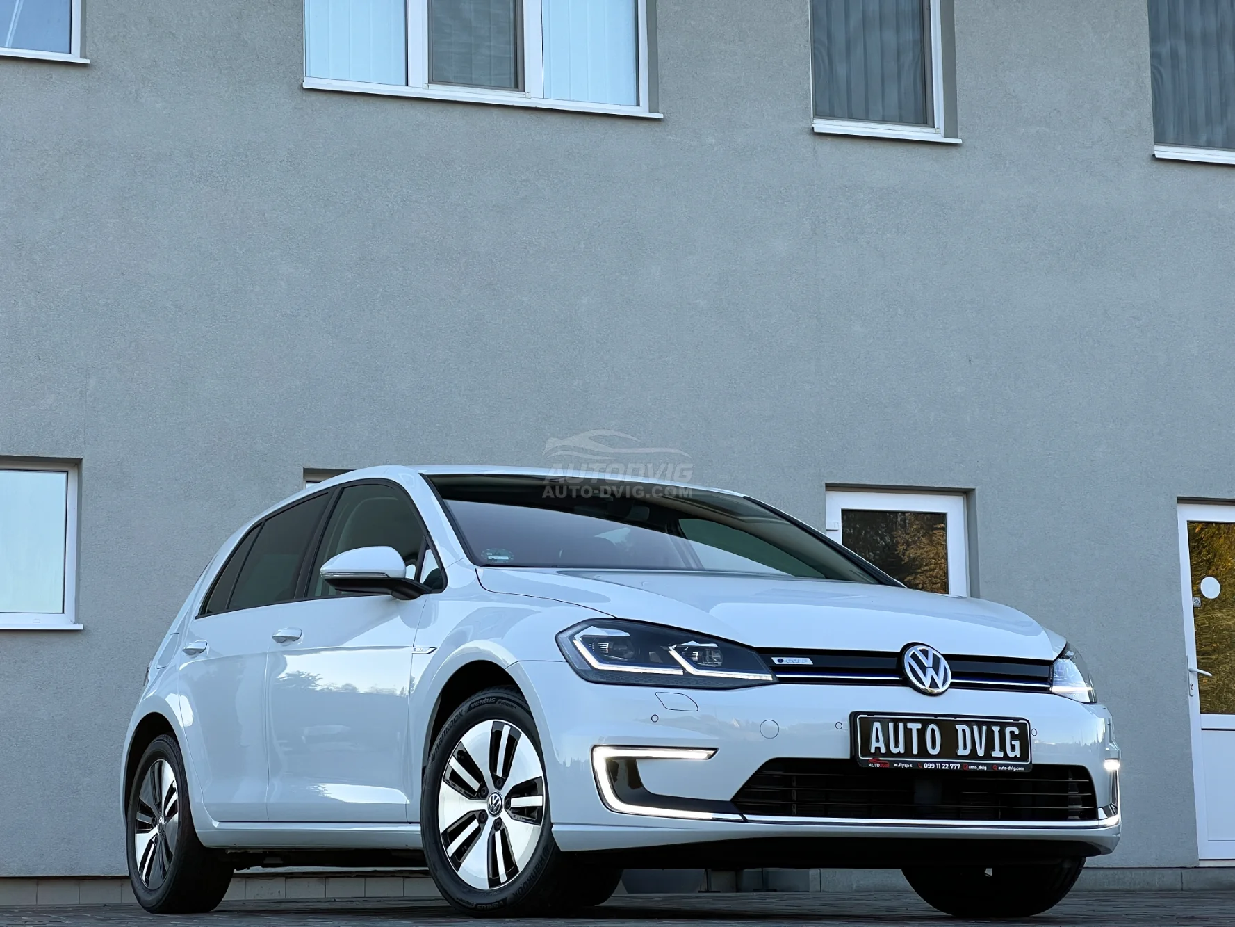 Volkswagen e-Golf 136 к.с / 100 кВт