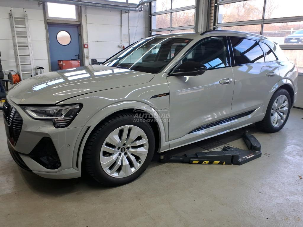 Audi e-tron S quattro S-line