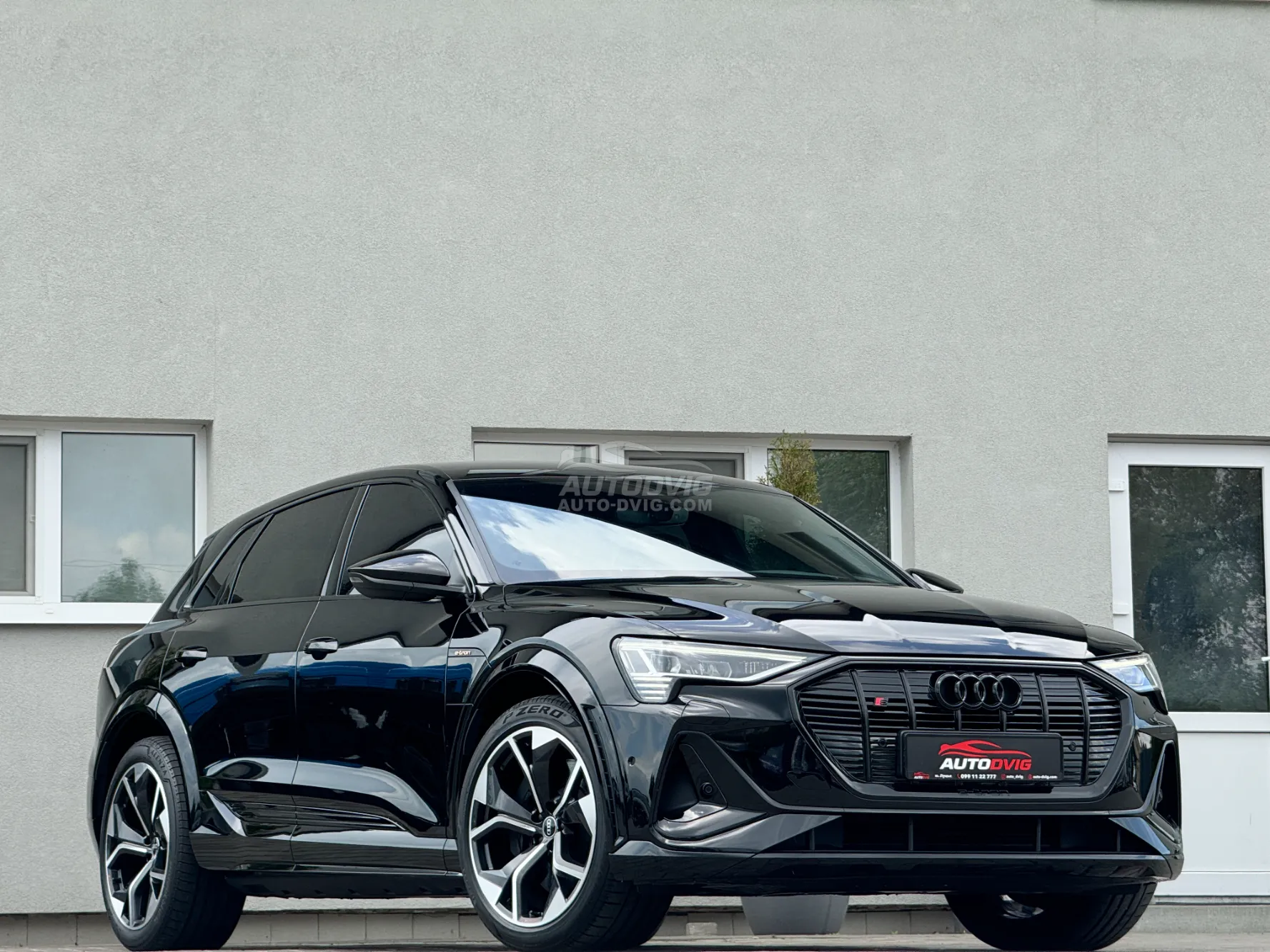 Audi e-tron S Quattro S-line