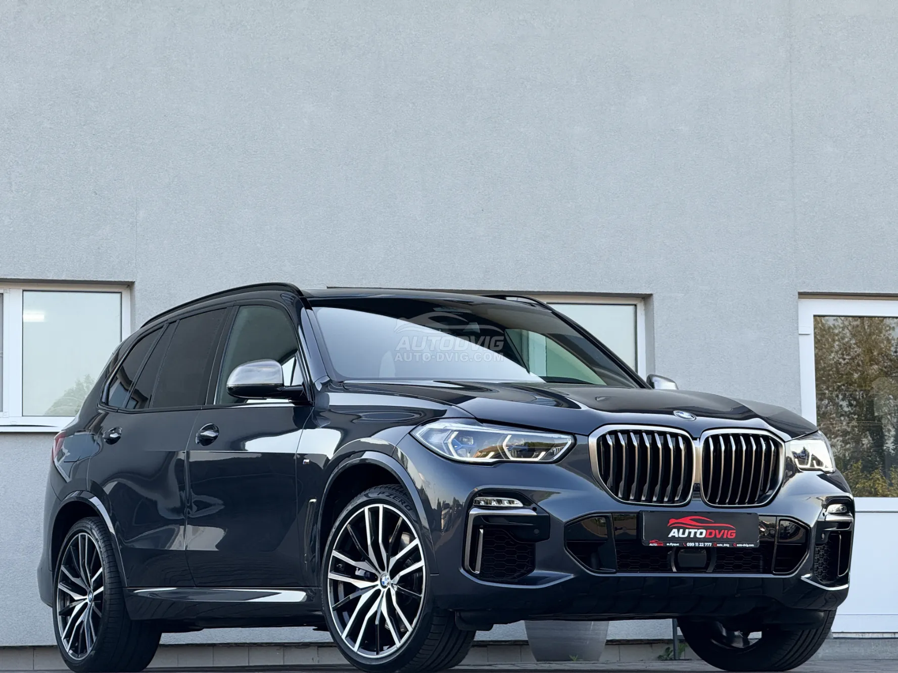 BMW X5 M50d
 xDrive