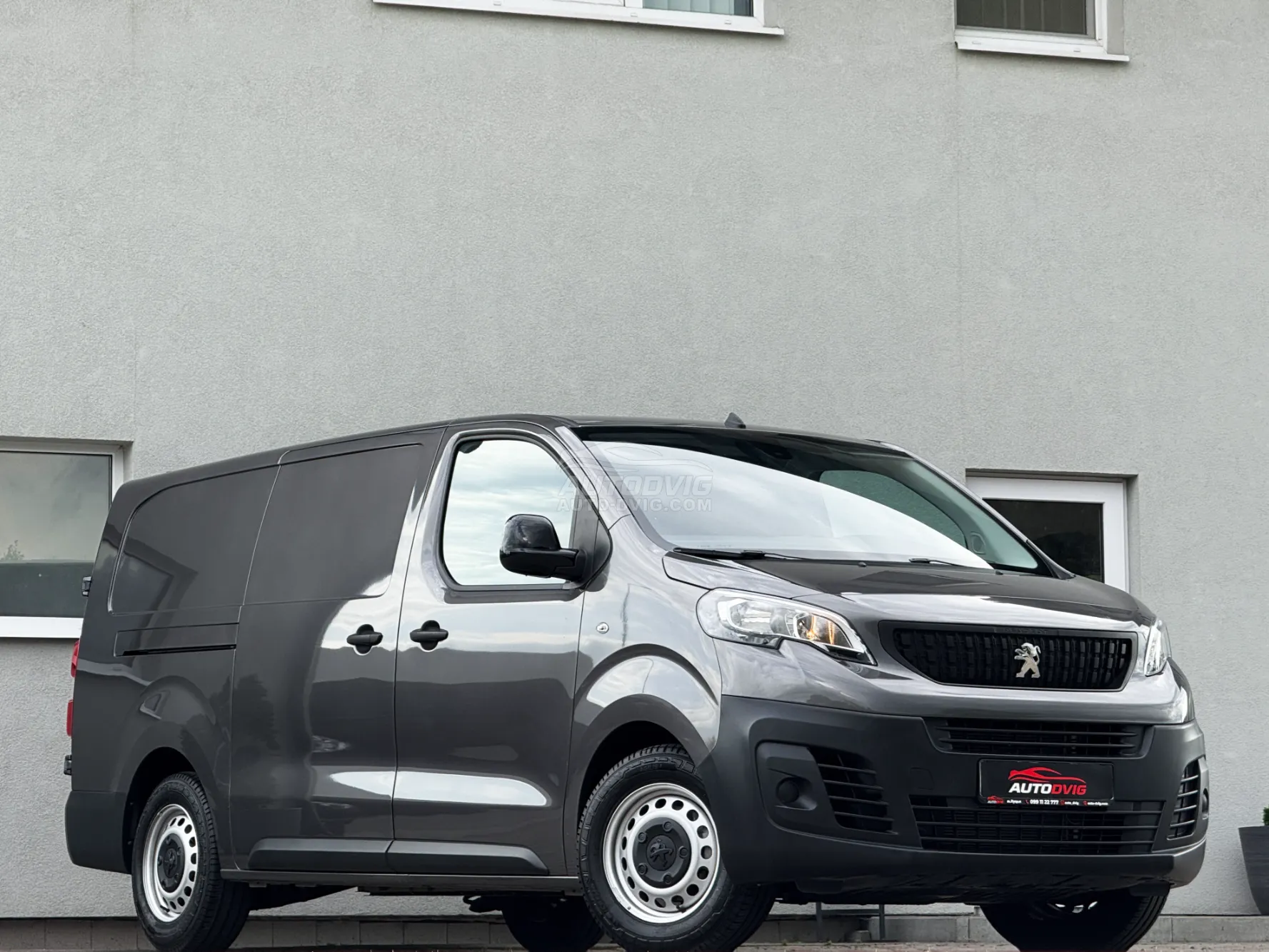 Peugeot
 e-Expert