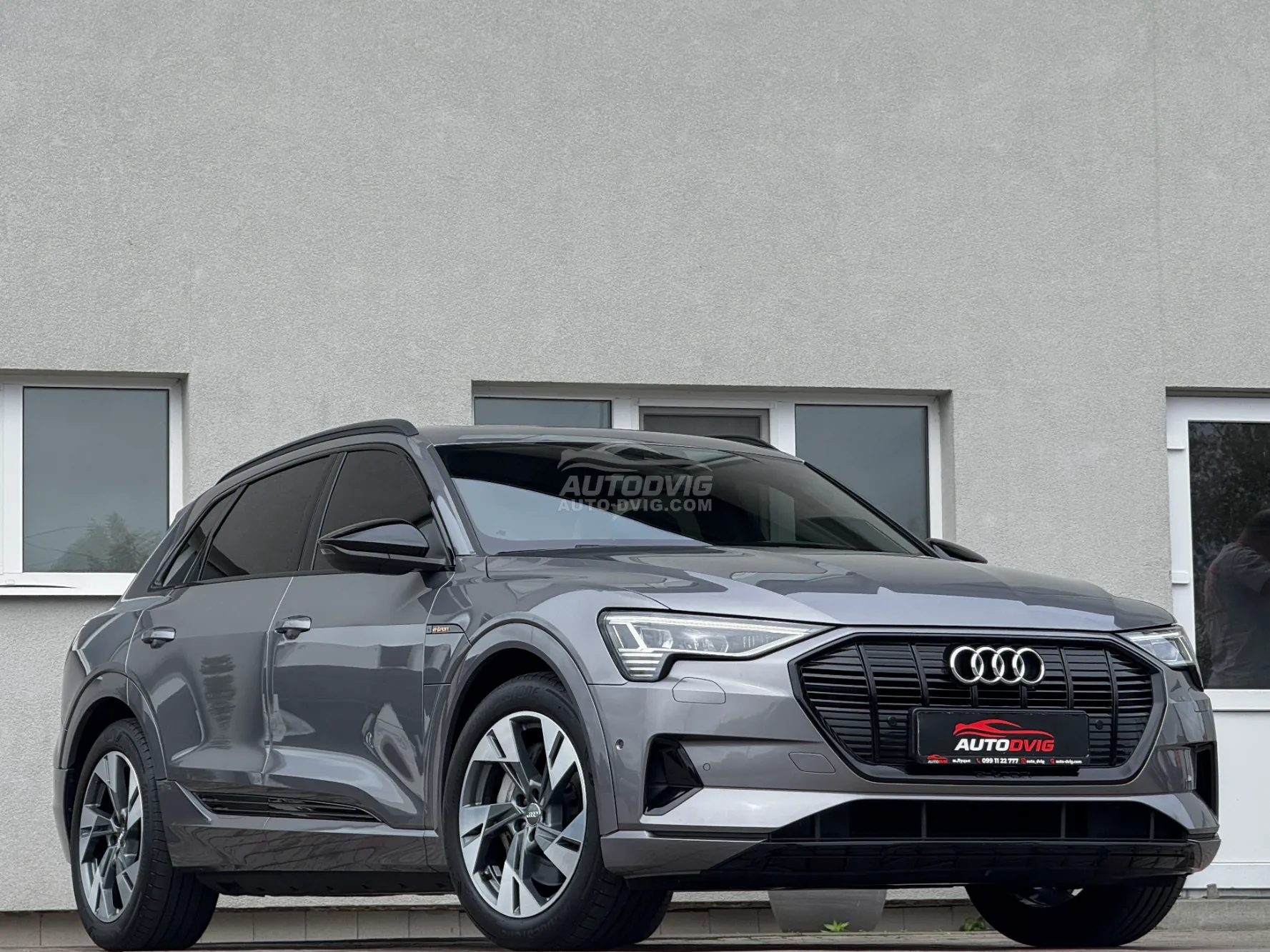 Audi e-tron 55
 Quattro