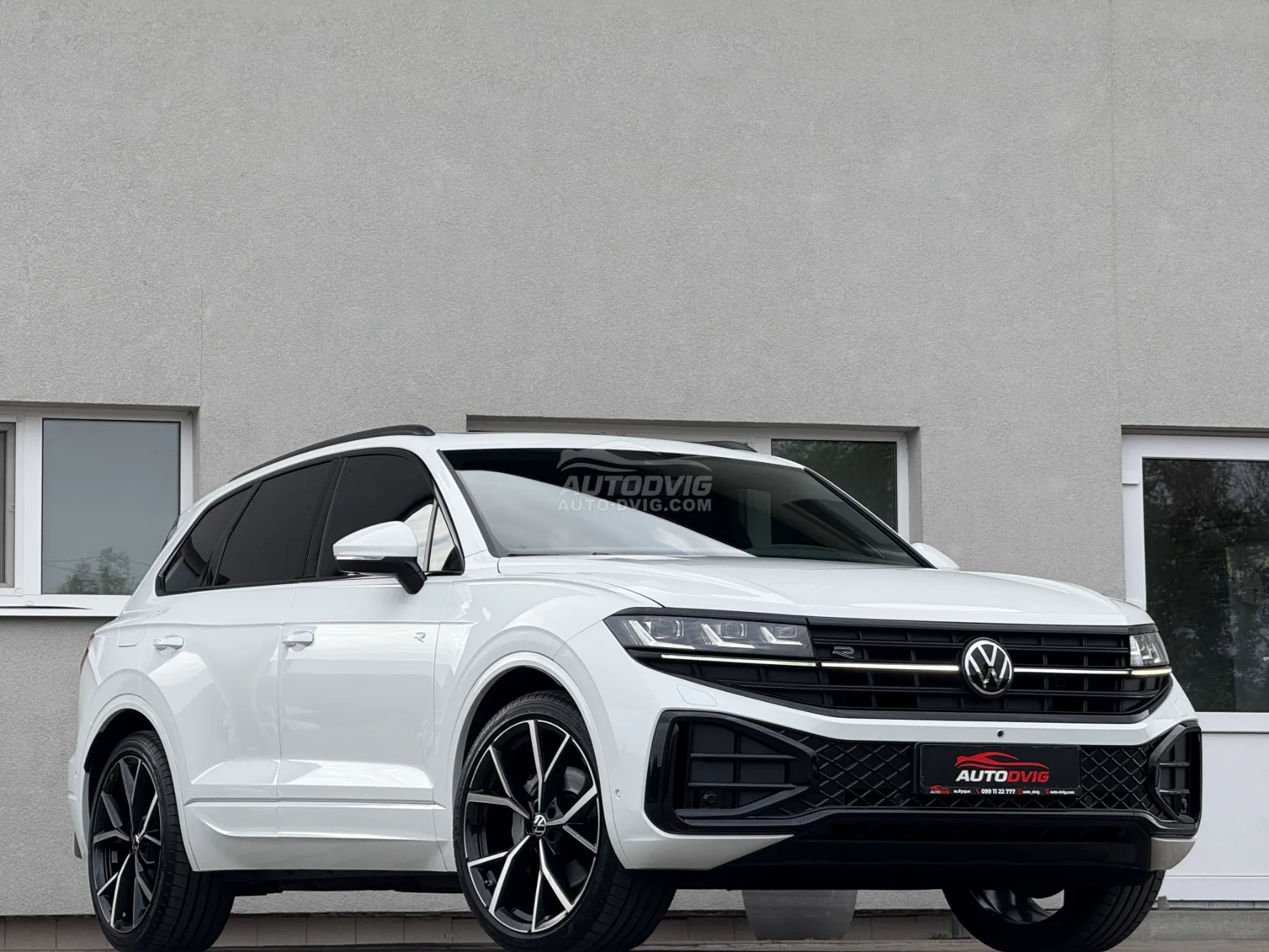 Volkswagen Touareg
 R-Line 4Motion