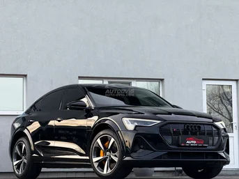 Audi e-tron S
Sportback Quattro