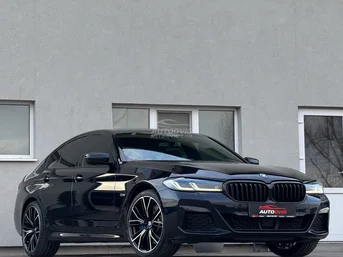 BMW 545e
xDrive