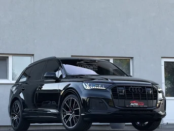 Audi Q7
quattro S-line