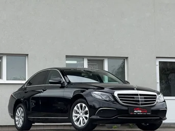 Mercedes-Benz
E 220 d 4Matic
