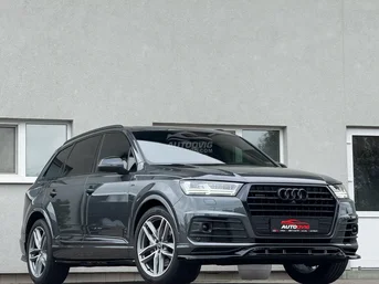Audi Q7
Quattro S-line