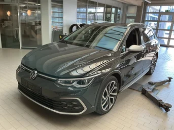 Volkswagen Golf
Alltrack 4Motion