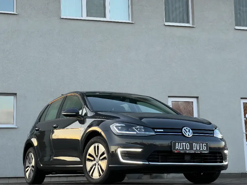 Volkswagen e-Golf 136 к.с / 100 кВт 2020