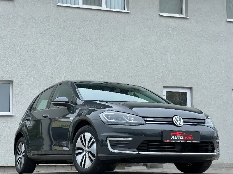 Volkswagen e-Golf 136 к.с / 100 кВт 2020
